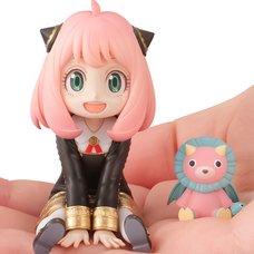 Anya Spy Toy